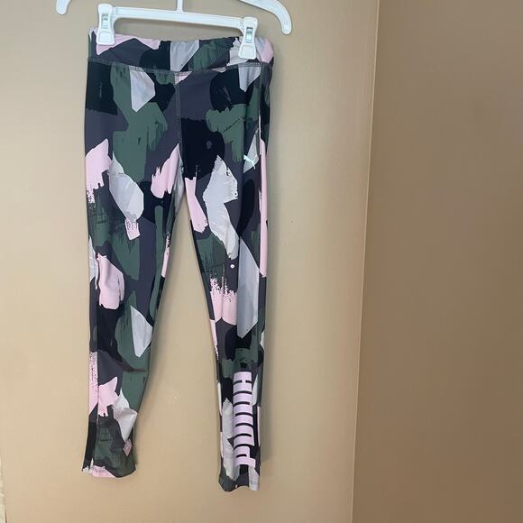 Puma Girls Camo Print Hooded Top & Leggings Set Size Medium (8-10) Pink/Gray - Picture 6 of 16